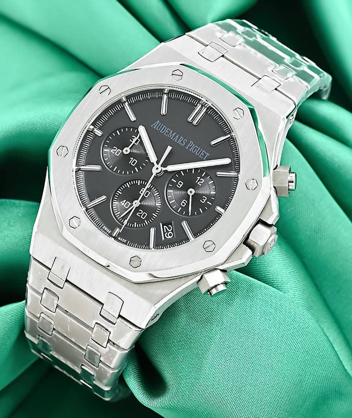 Audemars Piguet Royal Oak Black Dial Mens Watch 1768330932 47240268