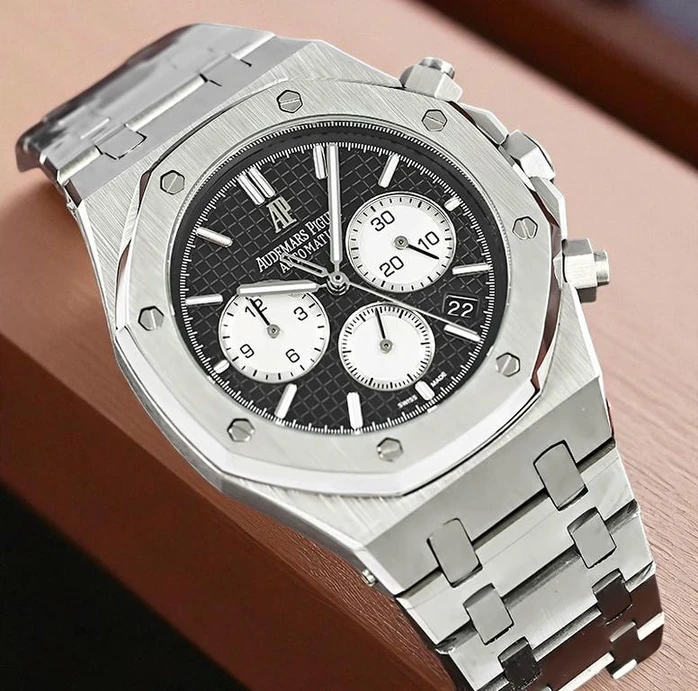 Audemars Piguet Royal Oak Mens Watch 3 Pakistan