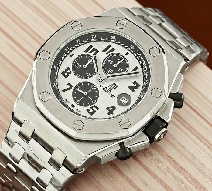 Audemars Piguet Royal Oak Offshor Watch 1 Pakistan