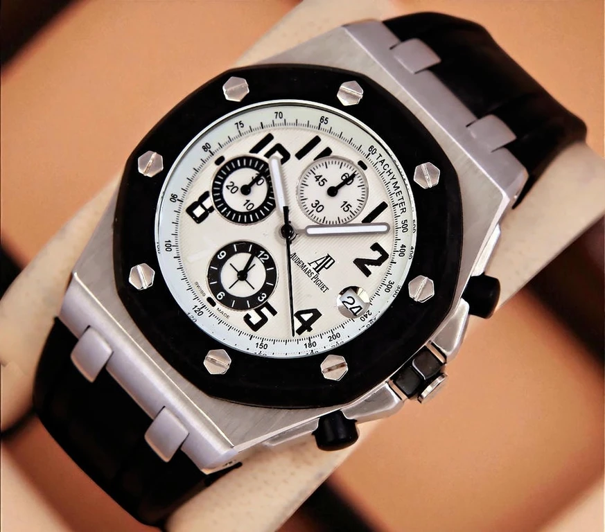 Audemars Piguet Royal Oak Offshore Chronograph Watch Pakistan