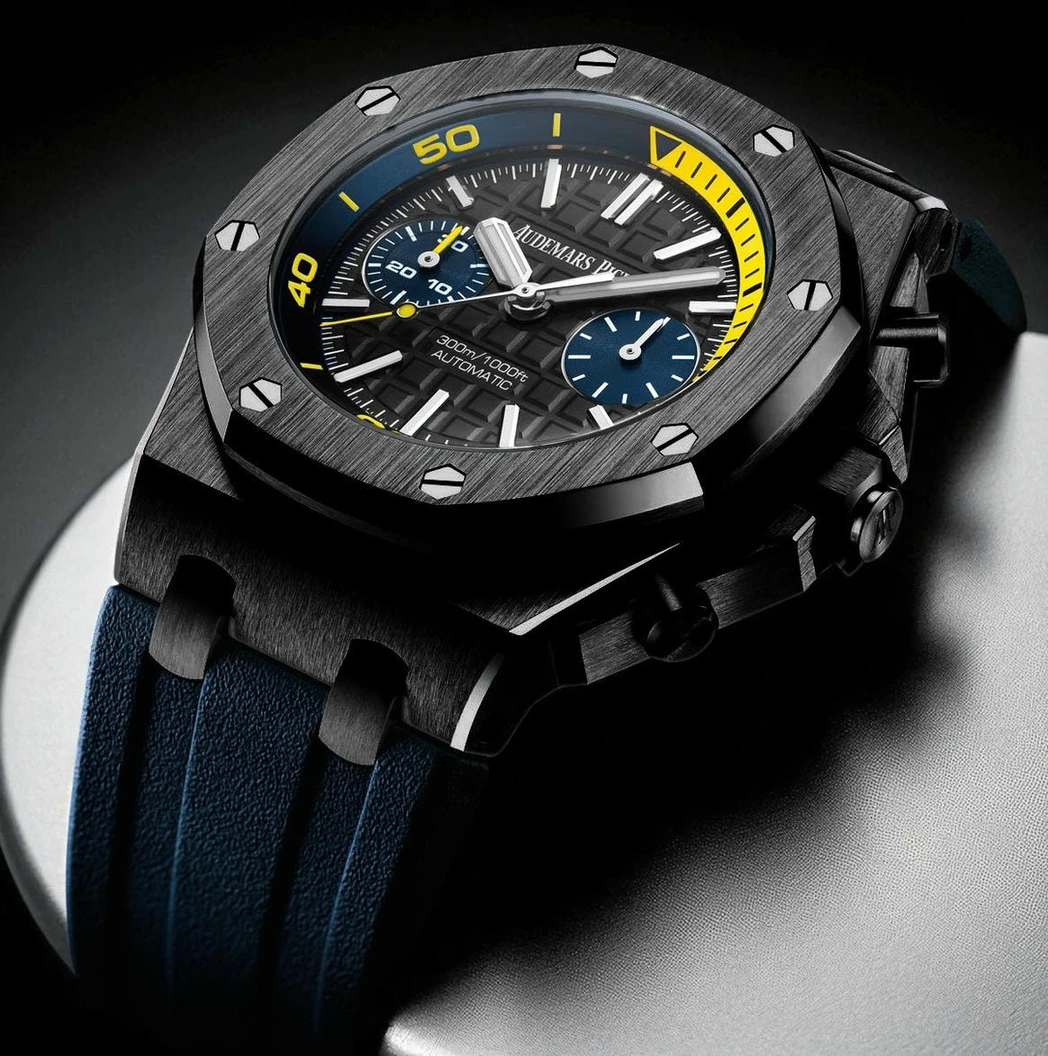 Audemars Piguet Royal Oak Offshore Diver Chronograph Watch 1 Pakistan