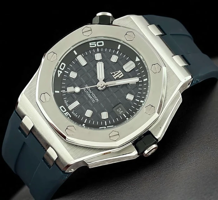 Audemars Piguet Royal Oak Offshore Navy Pakistan