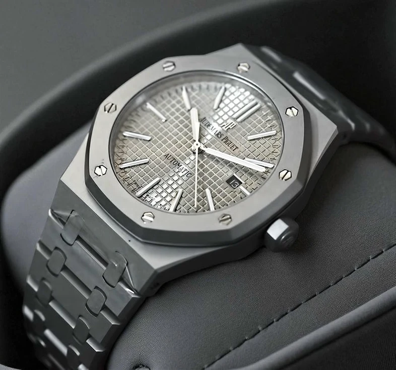 Audemars Piguet Royal Oak Titanium Watch Pakistan
