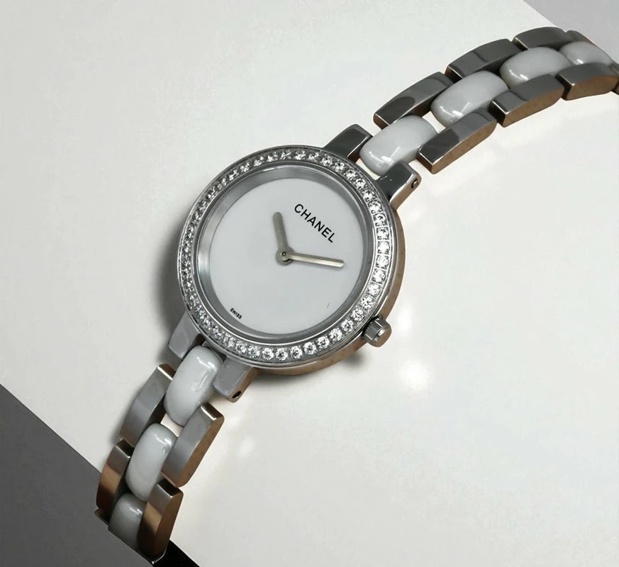 Chanel Ladies Watch Pakistan