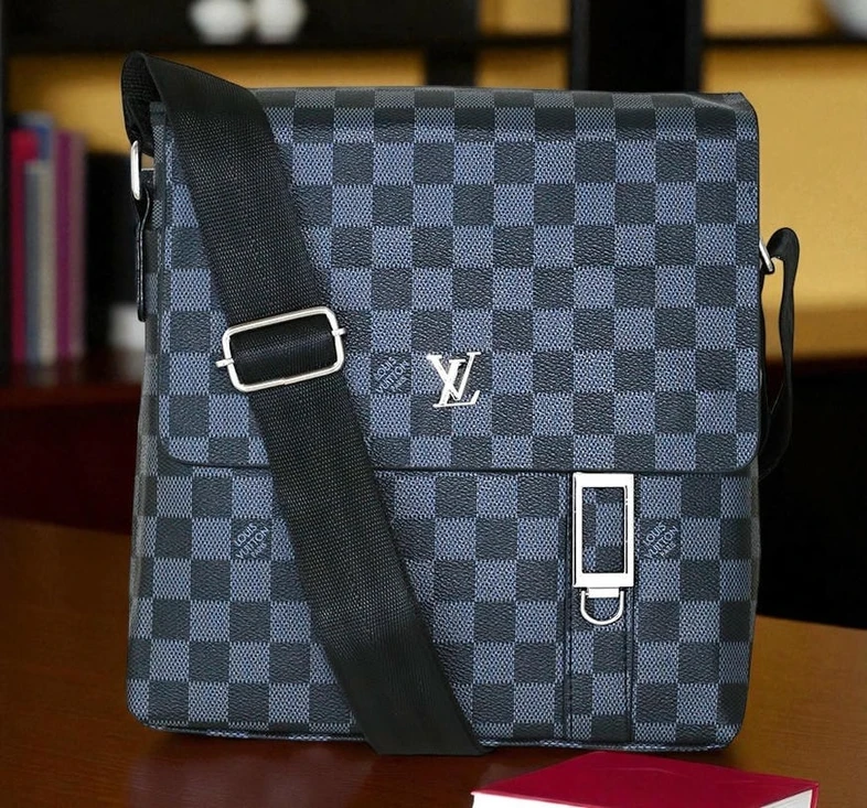 Louis Vuitton Messenger Crossbody Bags Pakistan 1765831143 Cc3dba3d
