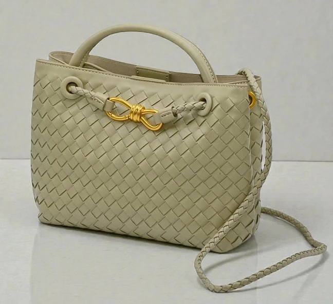 Bottega Veneta Handbag 12078 1768331000 601c2c6b