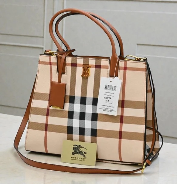 Burberry Ladies Bag 1 1 1768331004 C299dc7f