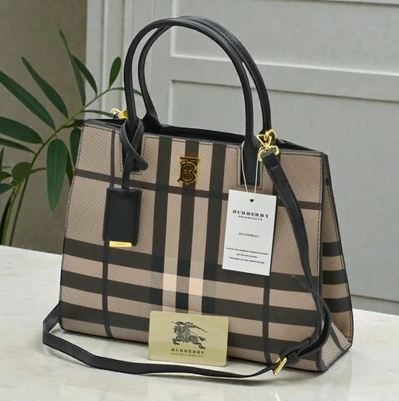 Burberry Ladies Bag 3 1768331004 C91d15b5