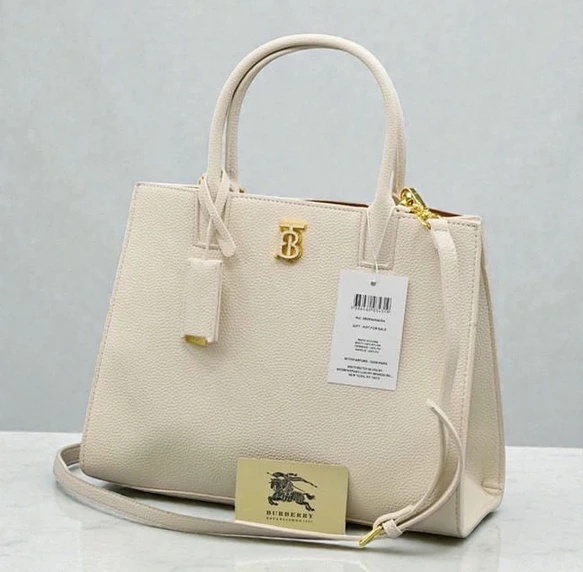 Burberry Ladies Bag 7 1768331003 F228c120