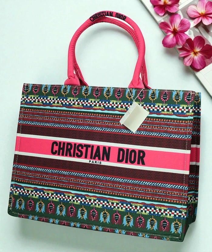 Dior Branded Handbag921 Pakistan 1765831284 728b82c6