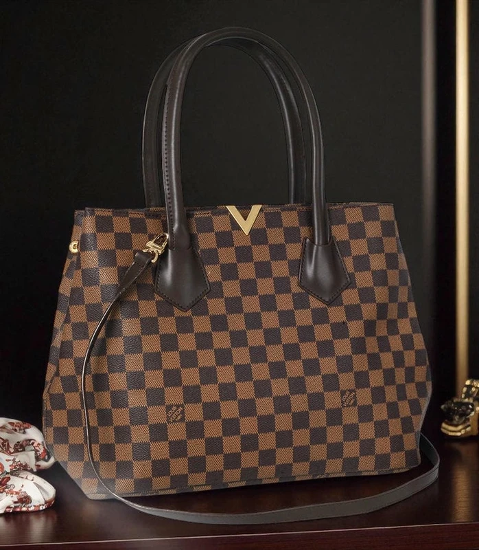 Louis Vuitton Designer Handbag403 Pakistan
