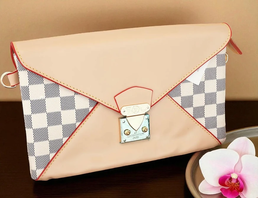 Louis Vuitton Handbag 1262 1 Pakistan
