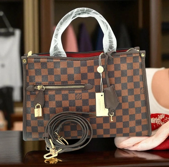 Louis Vuitton Handbag 4 Pakistan