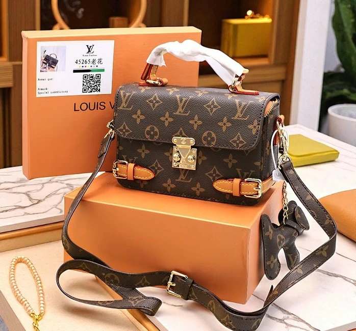 Louis Vuitton Handbag 5 1 Pakistan