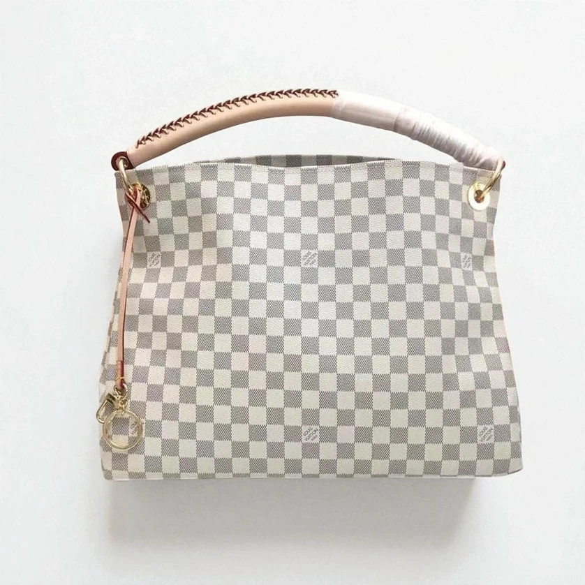 Louis Vuitton Handbag Brands667 Pakistan