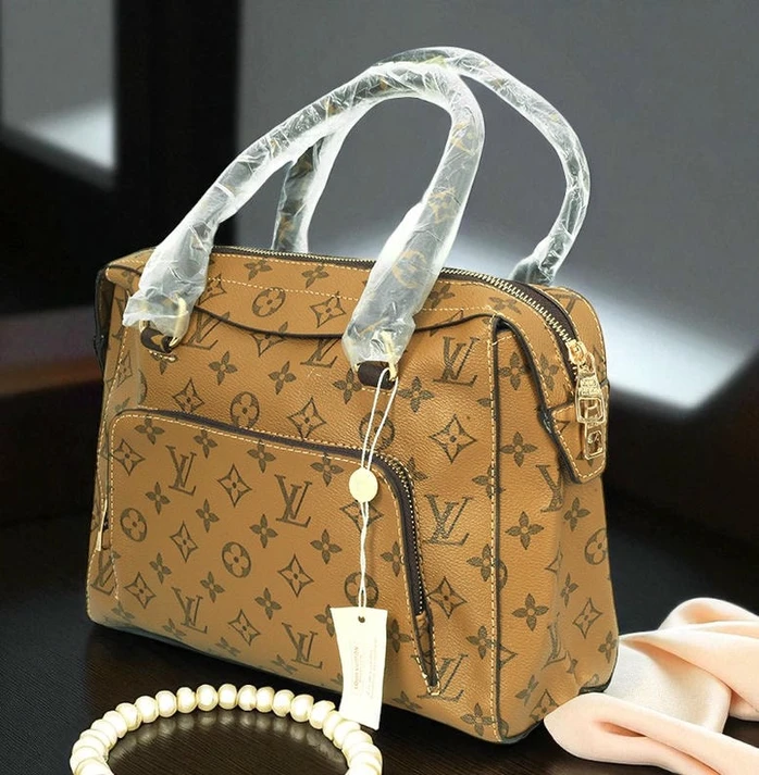 Louis Vuitton Handbag Price073 Pakistan