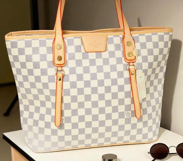 Louis Vuitton Handbag405 Pakistan