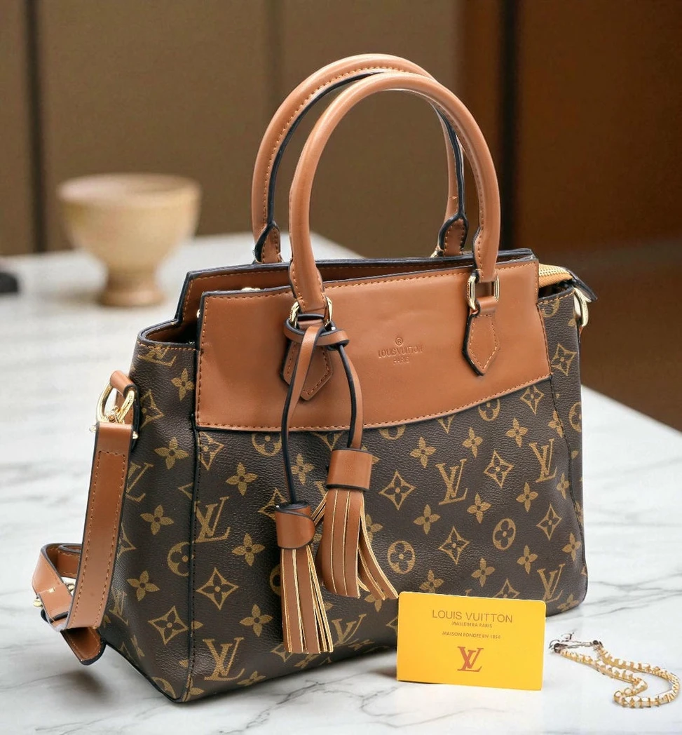 Louis Vuitton Ladies Bags Replica199 Pakistan