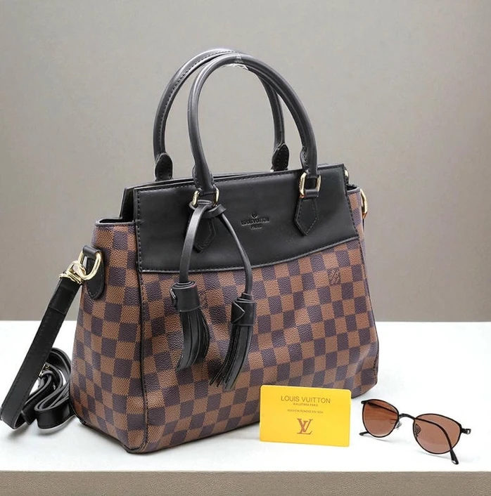 Louis Vuitton Ladies Bags Wholesale200 Pakistan