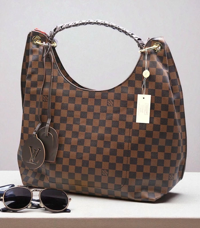 Louis Vuitton Ladies Handbag 82 Pakistan