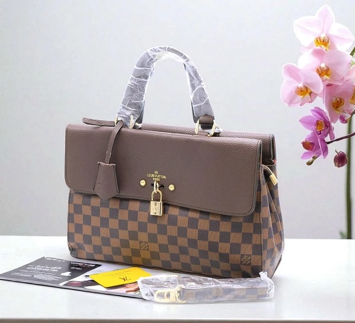 Louis Vuitton Ladies Handbags 2 154 Pakistan