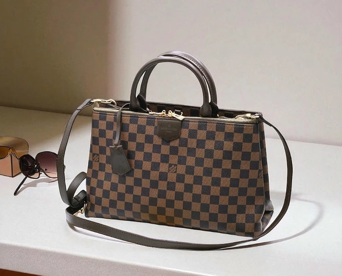Louis Vuitton Shoulder Bag 173 Pakistan