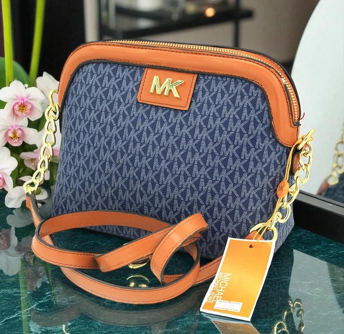 Michael Kors Shoulder Handbag 381 Pakistan