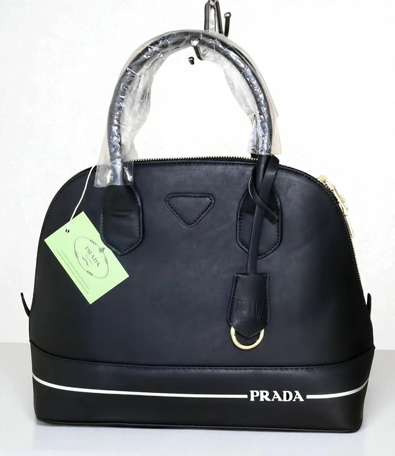 Prada Handbag 4 Pakistan