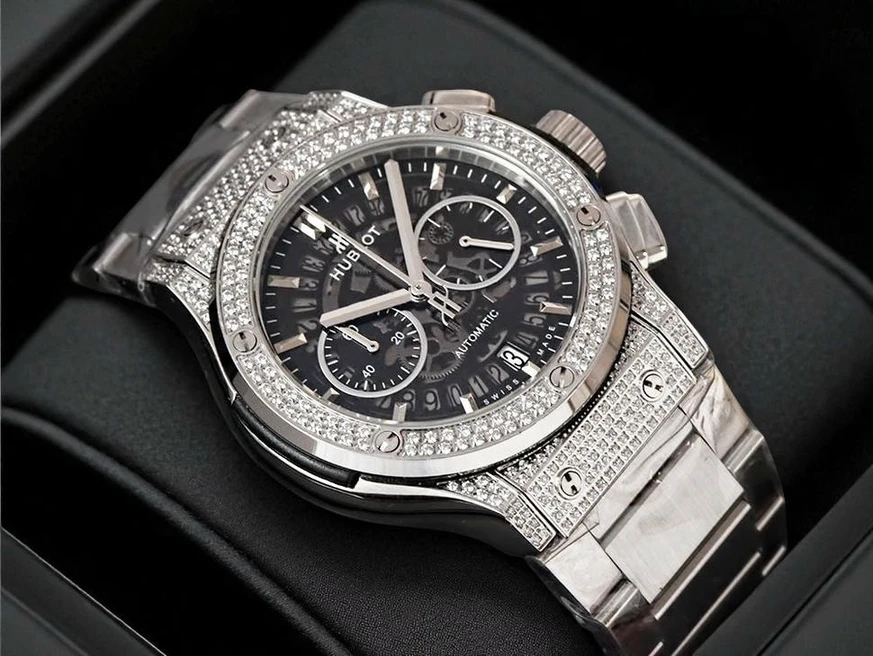 Hublot Classic Fusion Aero Cronograph Diamonds Watch 11289 Pakistan 1765831376 13484c14