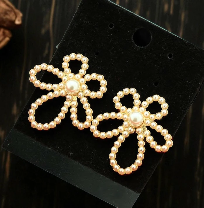 Celine Ladies Earings Online01 Pakistan