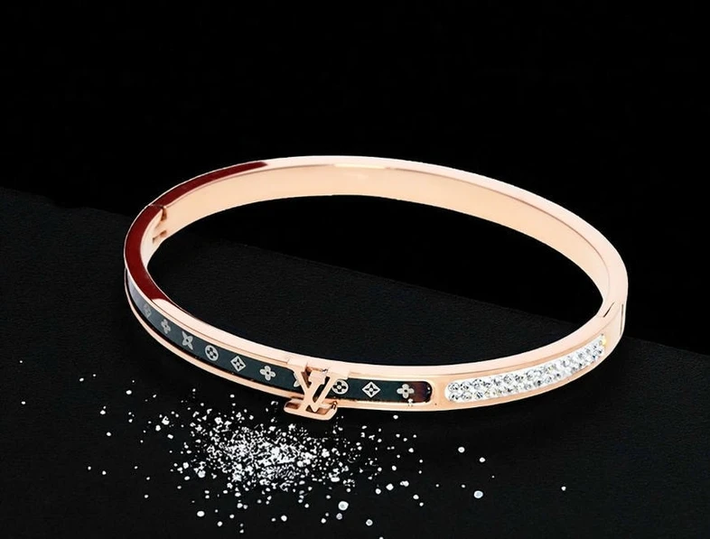 Louis Vuitton Bracelet 2 Pakistan 1765831473 367477fc