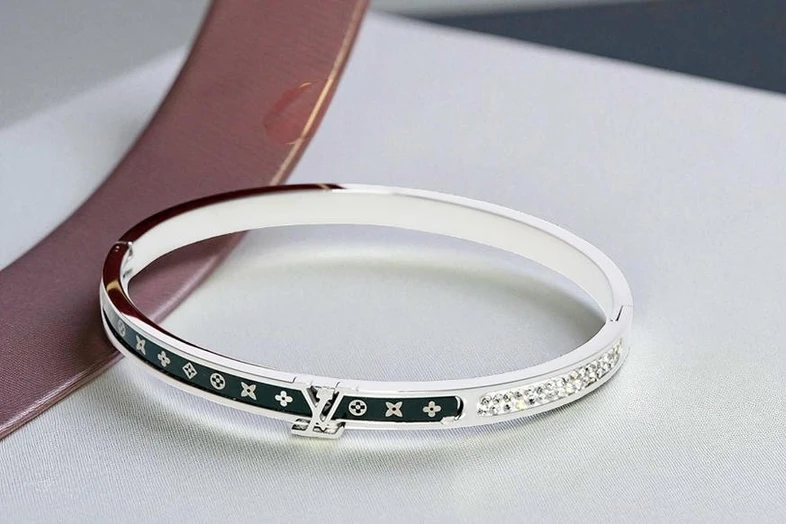 Louis Vuitton Bracelet 3 Pakistan 1765831473 Dcf825ac