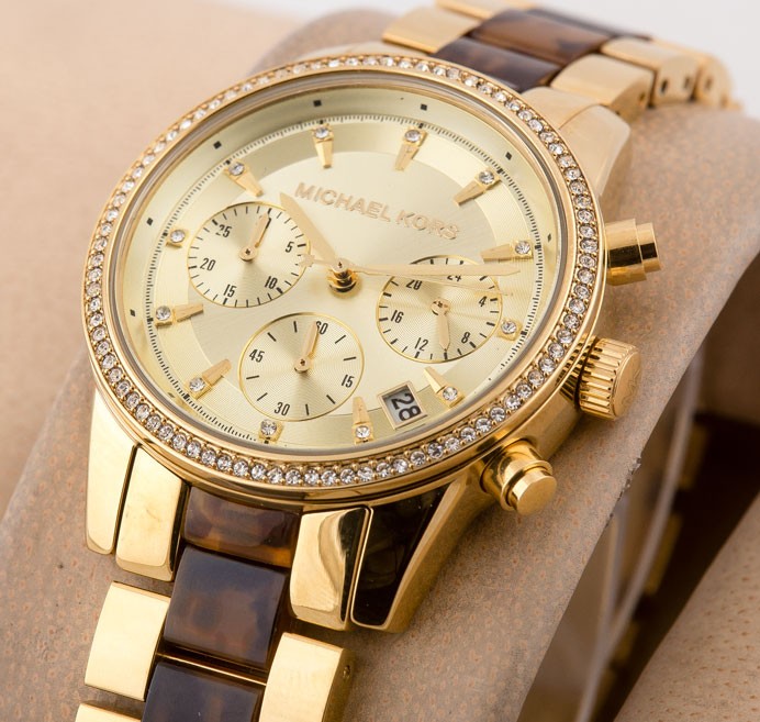 31517209332000 1765831498 73ea4488