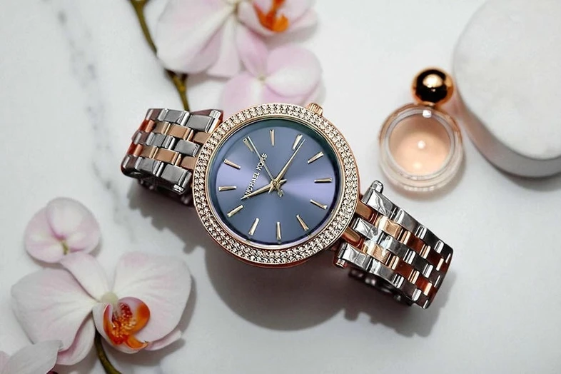 Michael Kors Women S Mini Darci Watch 2 Pakistan