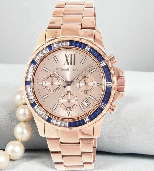 Micheal Kors Chronograph Diamond Bazel Pakistan