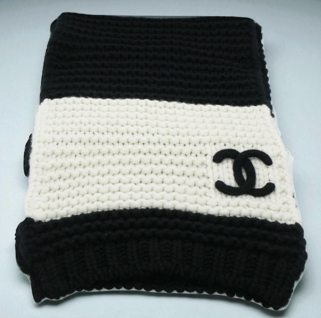 Chanel Scarves For Men Women 1 Pakistan 1765831585 1a19999d