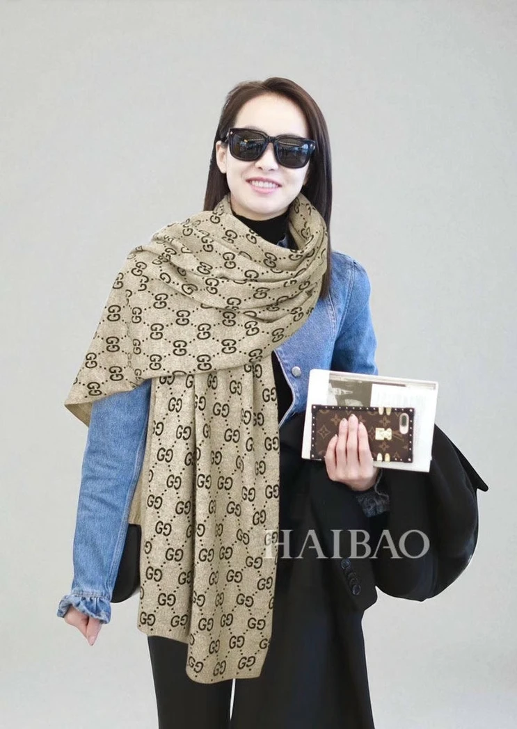 Gucci Scarf 950 Pakistan