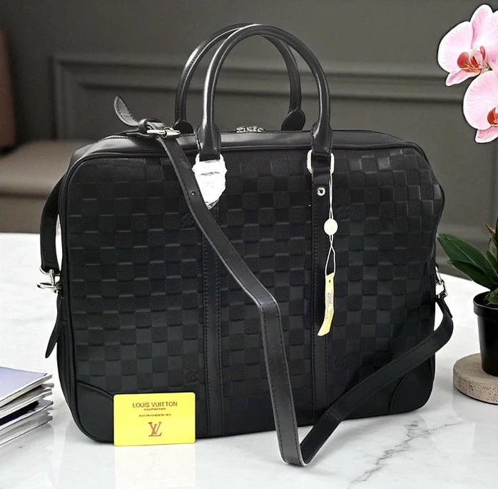 Louis Vuitton Men Handbag 122 Pakistan
