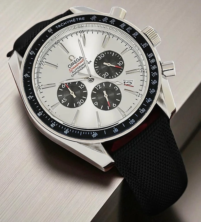 Omega Speedmaster Moonwatch 1 Pakistan