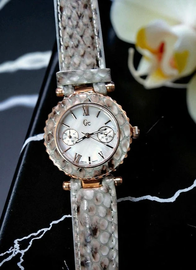 Diver Chic Gc Ladies Watch Pakistan 1765831677 31b2ae9a