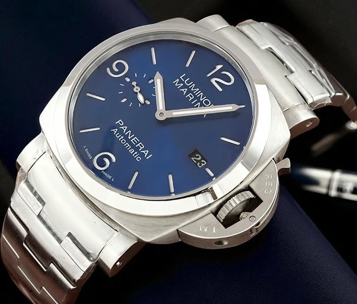 Panerai Pam 1316 Luminor Marina Specchio Blu Watch Pakistan