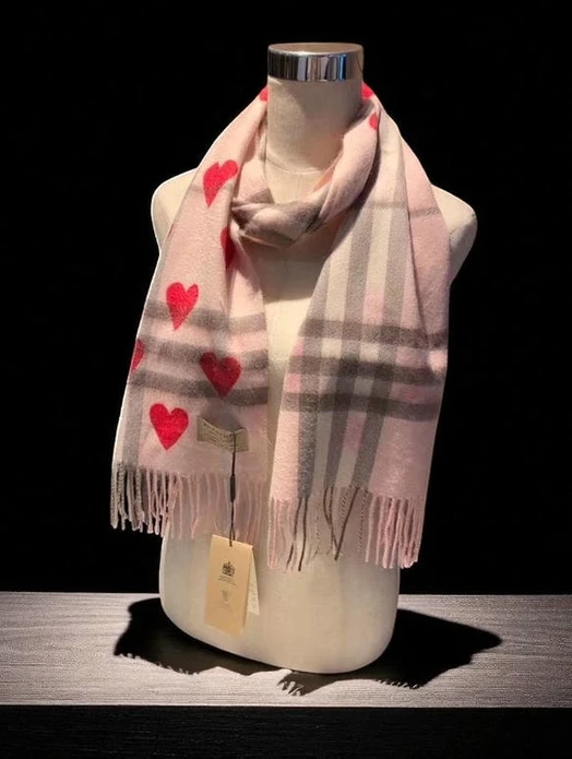 Burberry Cashmere Scarf029 Pakistan 1765831718 968f7f7d
