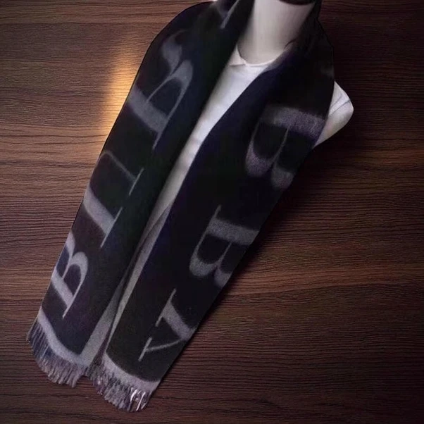 Burberry Ladies Scarf Pakistan