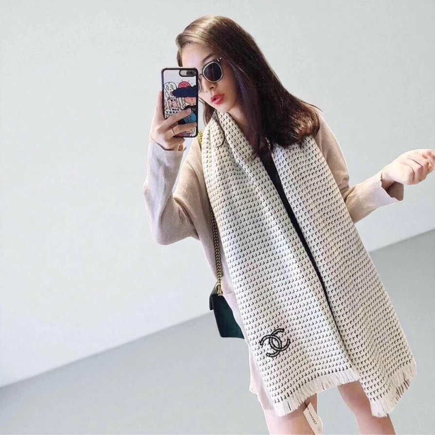 Chanel Women Cashmere Scarf 5 Pakistan 1765831732 B102d51a