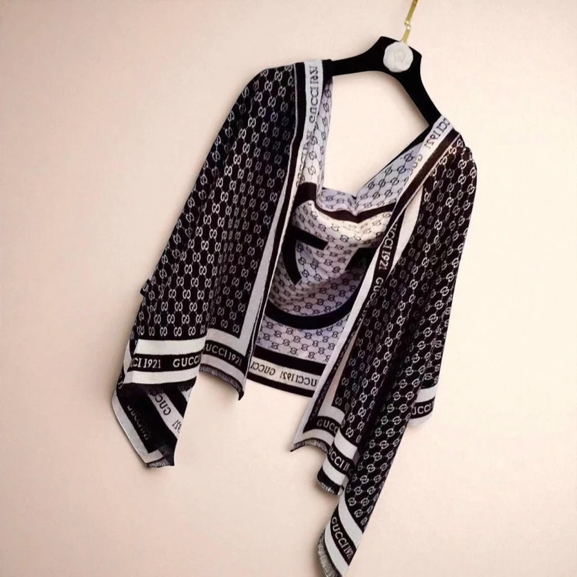 Gucci Scarf 276324 1 2 Pakistan