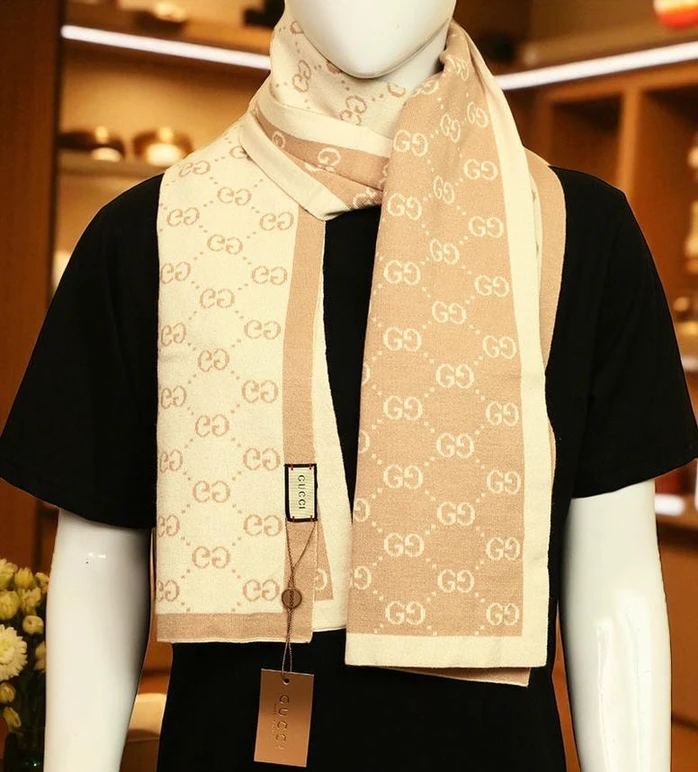 Gucci Women Cashmere Scarf 92636b Pakistan