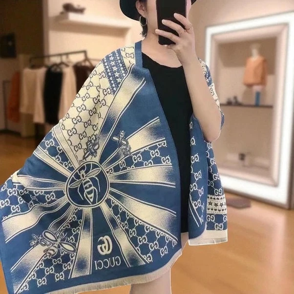 Gucci Women Cashmere Scarf 92879 Pakistan