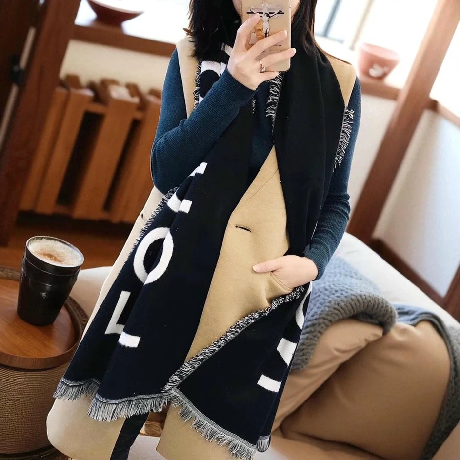 Louis Vuitton Cashmere Scarf 111 Pakistan