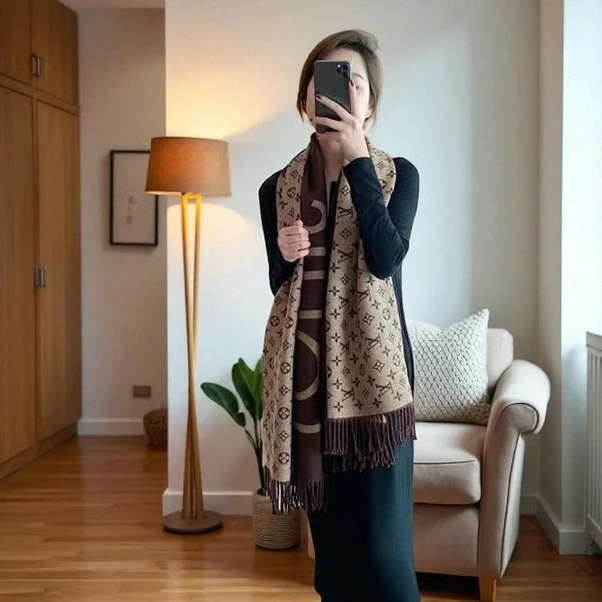 Louis Vuitton Cashmere Scarf 759 Pakistan
