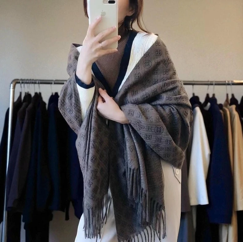 Louis Vuitton Cashmere Scarf 861 Pakistan